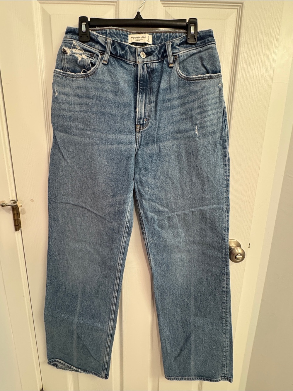 Abercrombie Curve Love 90s relaxed high rise jean.